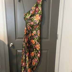 Dress Forum Green Floral One-Shoulder Dress